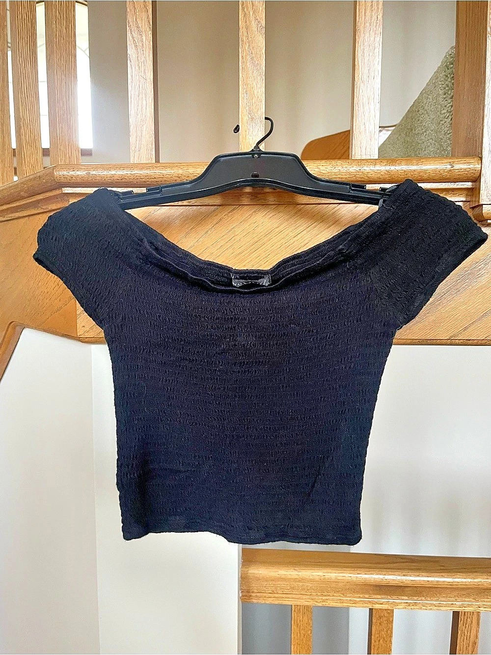 Wet Seal Black Short Sleeve Crop Top Size Small